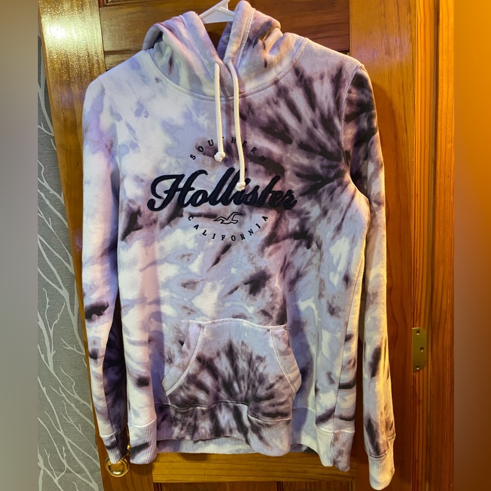 Hollister Sweatshirt